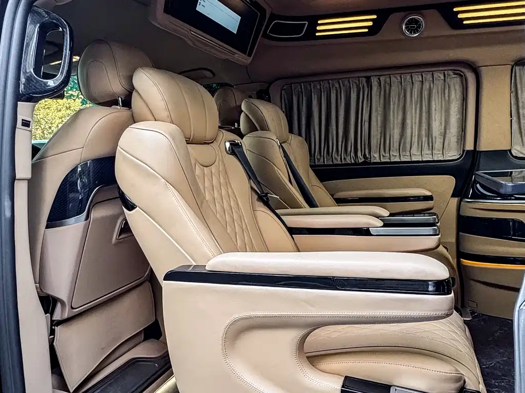Vito 2023 2.0T Business Edition 7 seats купить на сайте DeffCars