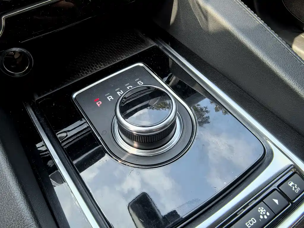 Jaguar F-PACE 2020 2.0T Urban Exclusive Edition купить на сайте DeffCars
