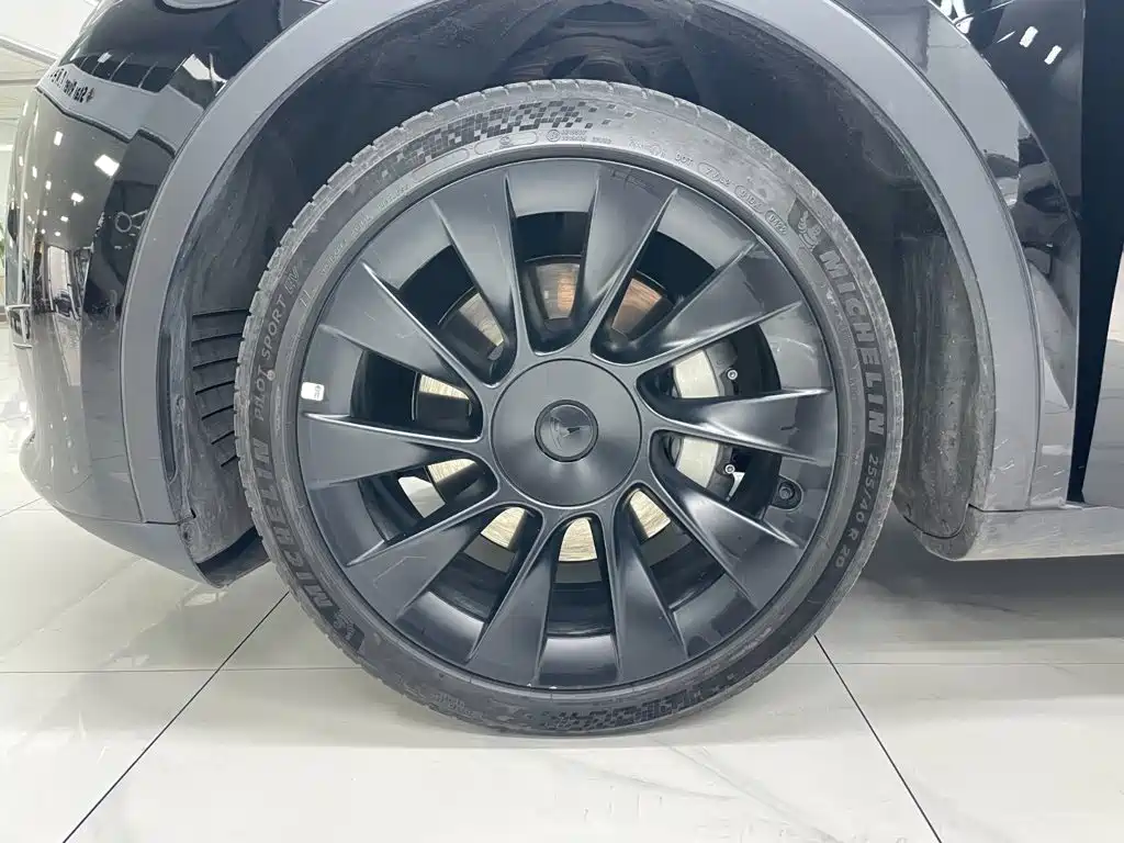 Model Y 2022 facelift rear-wheel drive version купить на сайте DeffCars