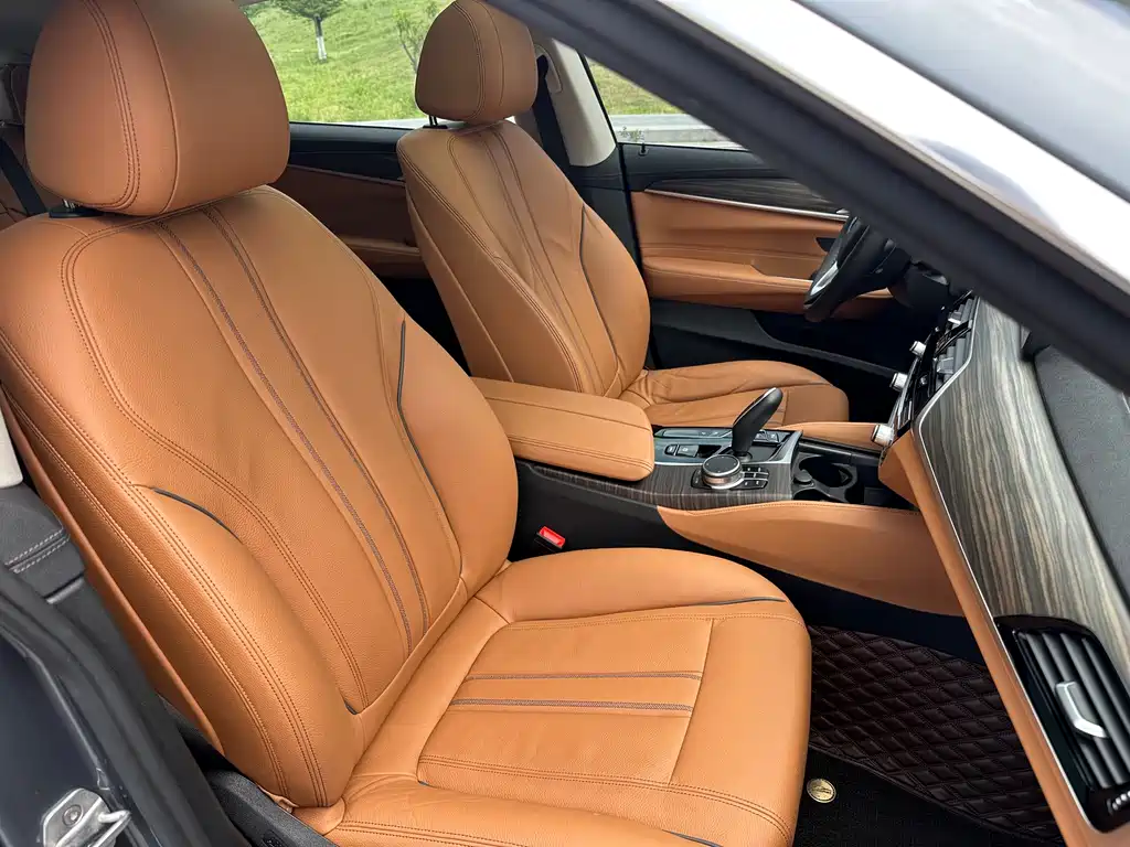 BMW 6 Series GT 2021 630i Luxury Design Package купить на сайте DeffCars