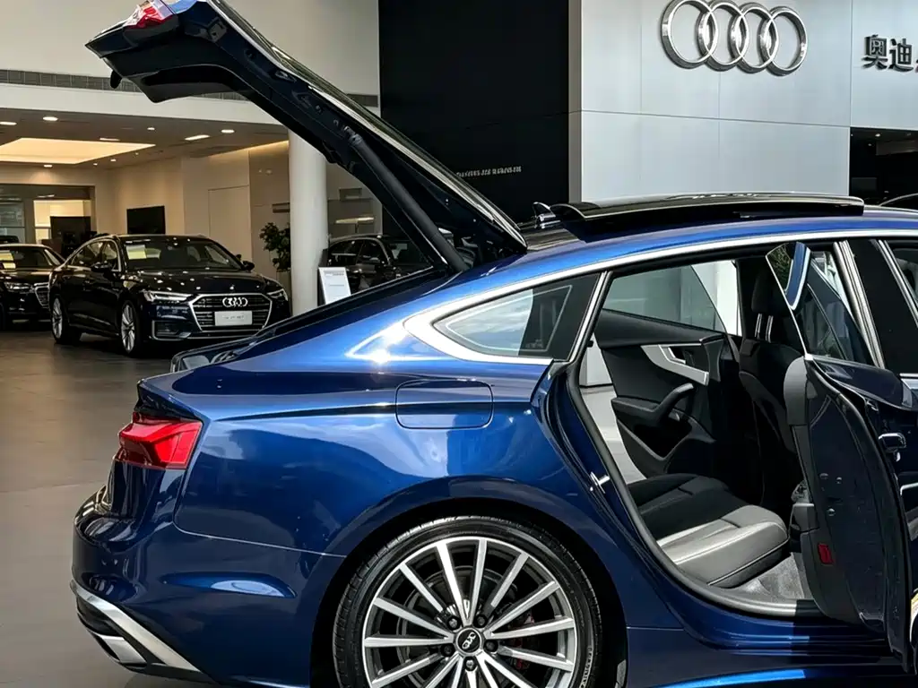 Audi A5 imported 2021 Sportback 40 TFSI quattro luxury and dynamic model купить на сайте DeffCars