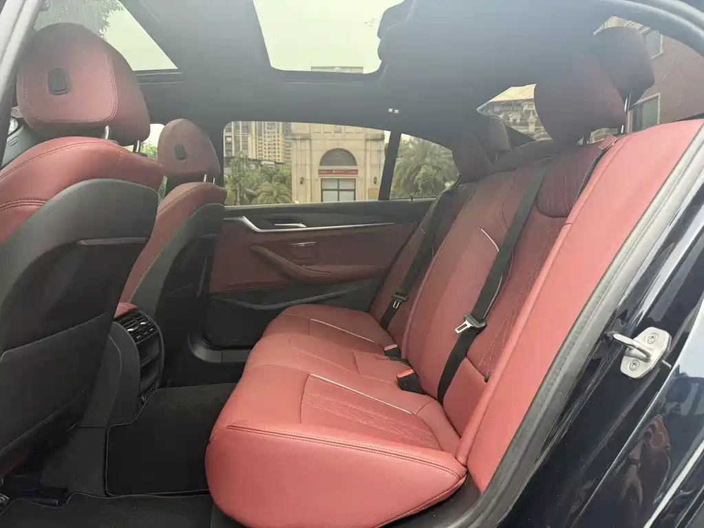 BMW 5 Series 2021 530Li xDrive M Sports Package купить на сайте DeffCars