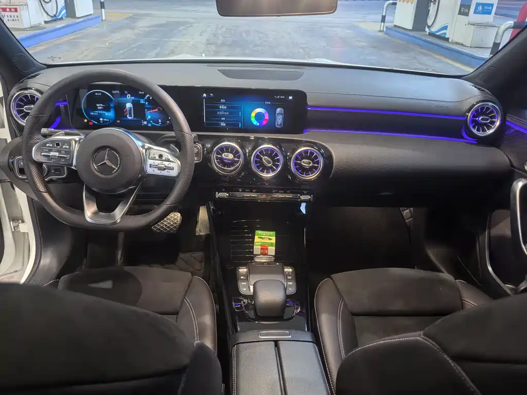 Mercedes-Benz A-Class 2021 A 200 L Sports Sedan Fashionable купить на сайте DeffCars