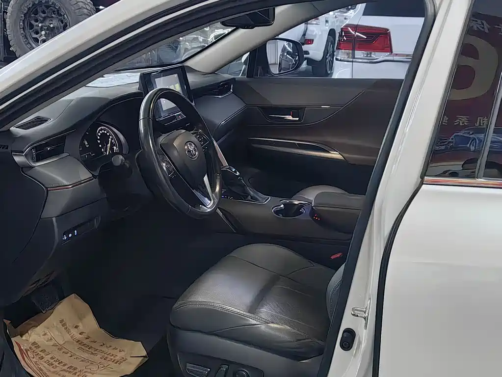 Lingfang HARRIER 2022 2.0L CVT two-wheel drive luxury version купить на сайте DeffCars