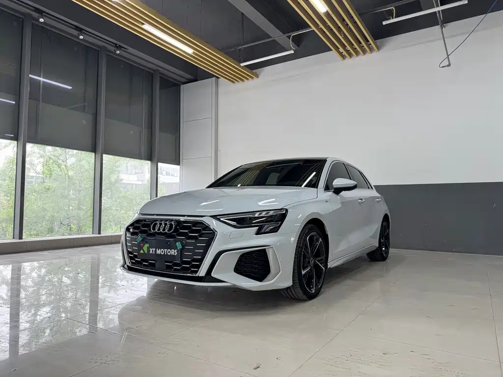 Audi A3 2023 Sportback 35 TFSI stylish and sporty купить на сайте DeffCars