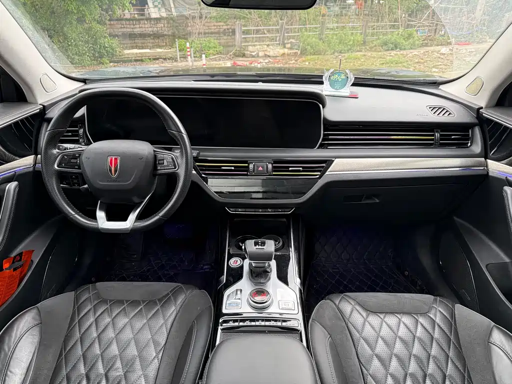 Hongqi HS5 2019 2.0T Zhilian Flagship Edition купить на сайте DeffCars