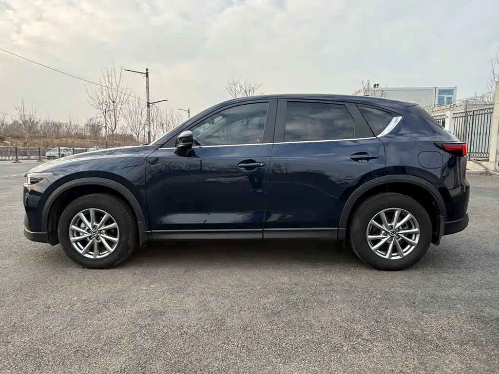 Mazda CX-5 2022 2.0L automatic two-wheel drive smart model купить на сайте DeffCars