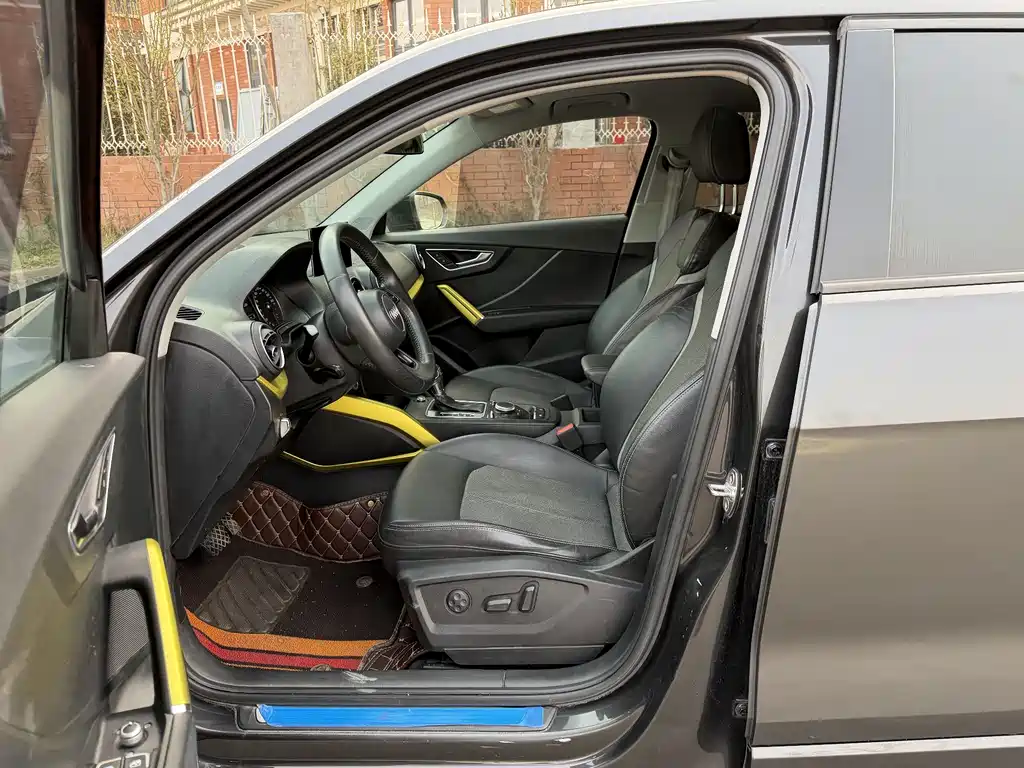 Audi Q2L 2020 35 TFSI fashionable and dynamic купить на сайте DeffCars