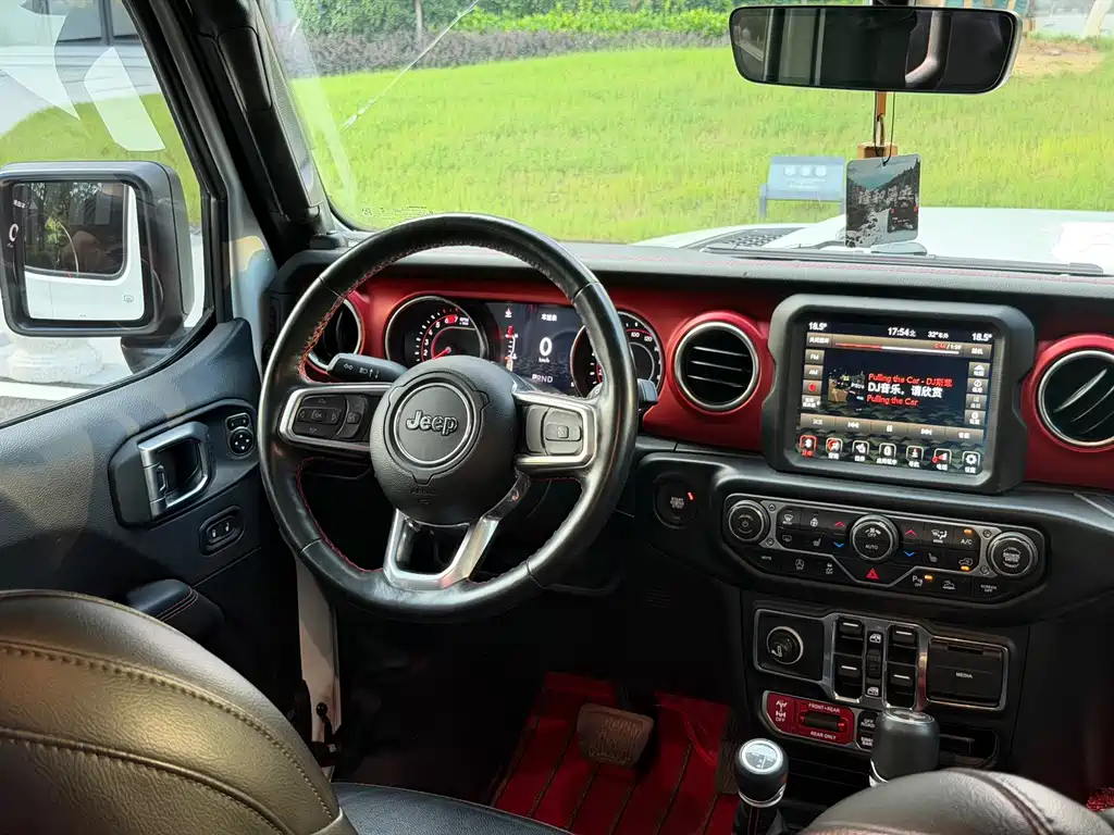 Wrangler 2021 2.0T Robin Hood Four-Door Edition купить на сайте DeffCars
