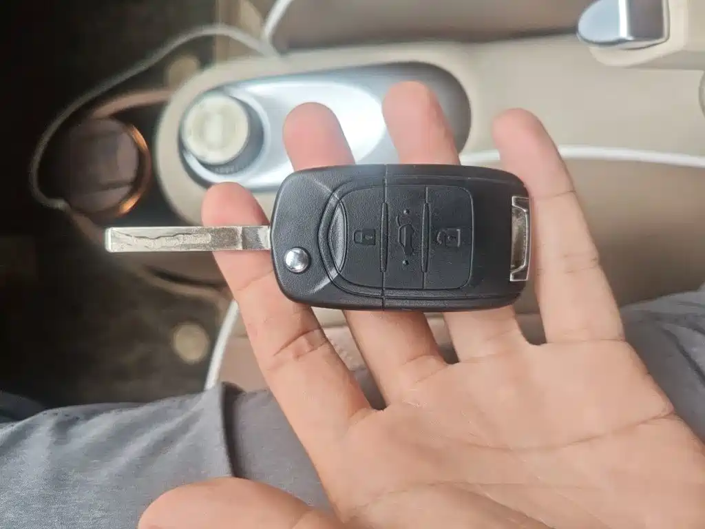 Hongguang MINIEV 2025 fourth generation four-door version advanced model купить на сайте DeffCars