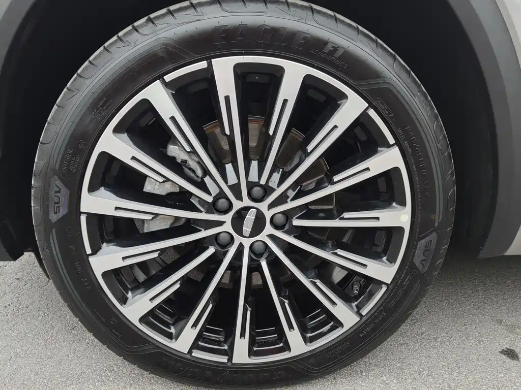 Xingyue L 2025 Dongfang Yao 2.0TD automatic current version купить на сайте DeffCars