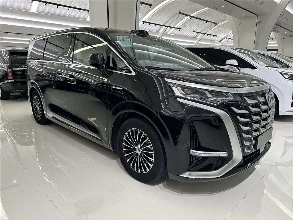 Denza D9 2025 DM-i smart driving version 1020 four-wheel drive flagship model купить на сайте DeffCars