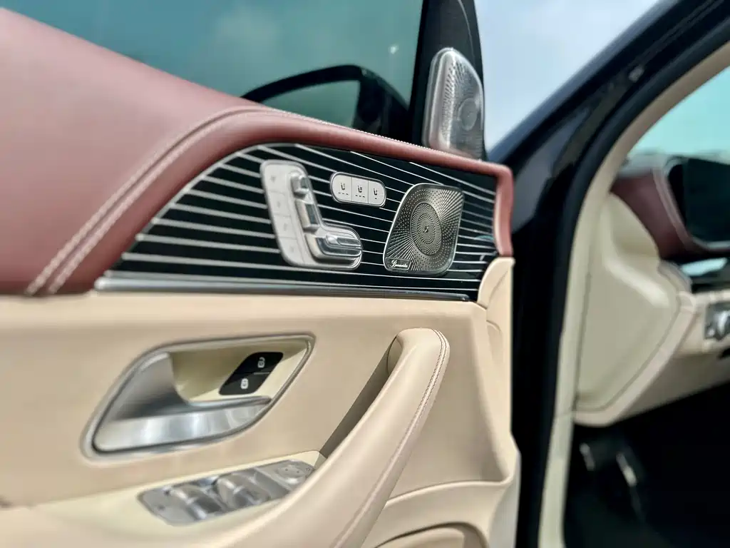 Mercedes-Benz GLS 2022 facelift version 2 GLS 450 4MATIC luxury model купить на сайте DeffCars