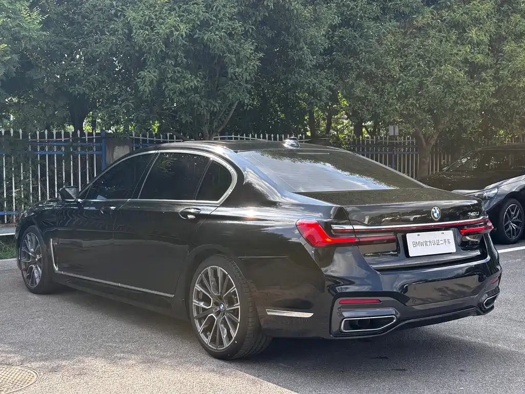 BMW 7 Series 2019 740Li Leading M Sports Package купить на сайте DeffCars