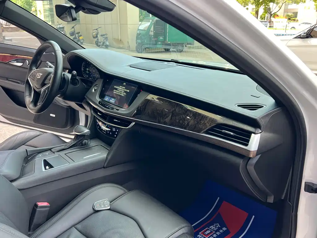 Cadillac CT6 2017 28T Luxury Edition купить на сайте DeffCars