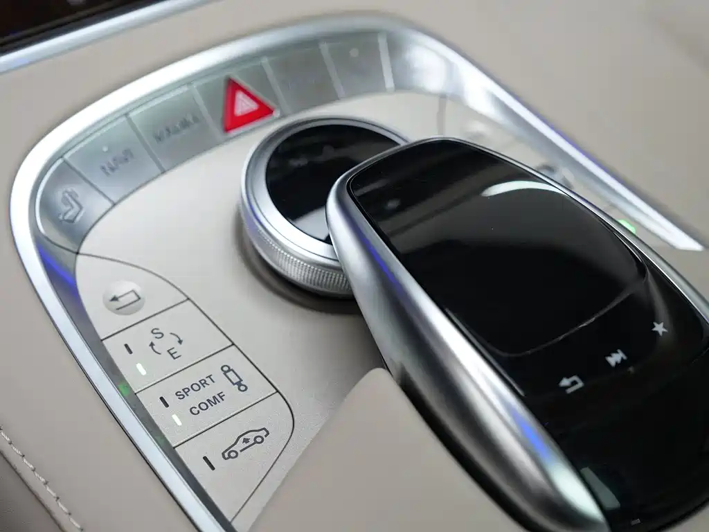 Maybach S-Class 2017 S 500 4MATIC купить на сайте DeffCars