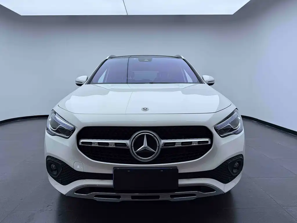 Mercedes-Benz GLA 2023 GLA 220 купить на сайте DeffCars