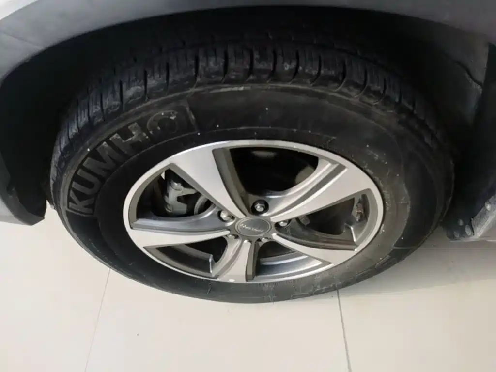 Haval H6 2015 facelift sports version 1.5T manual two-wheel drive elite type купить на сайте DeffCars