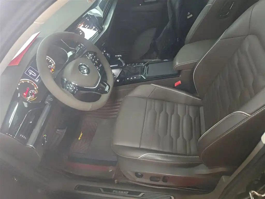 Passat 2019 330TSI Elite Edition National V купить на сайте DeffCars