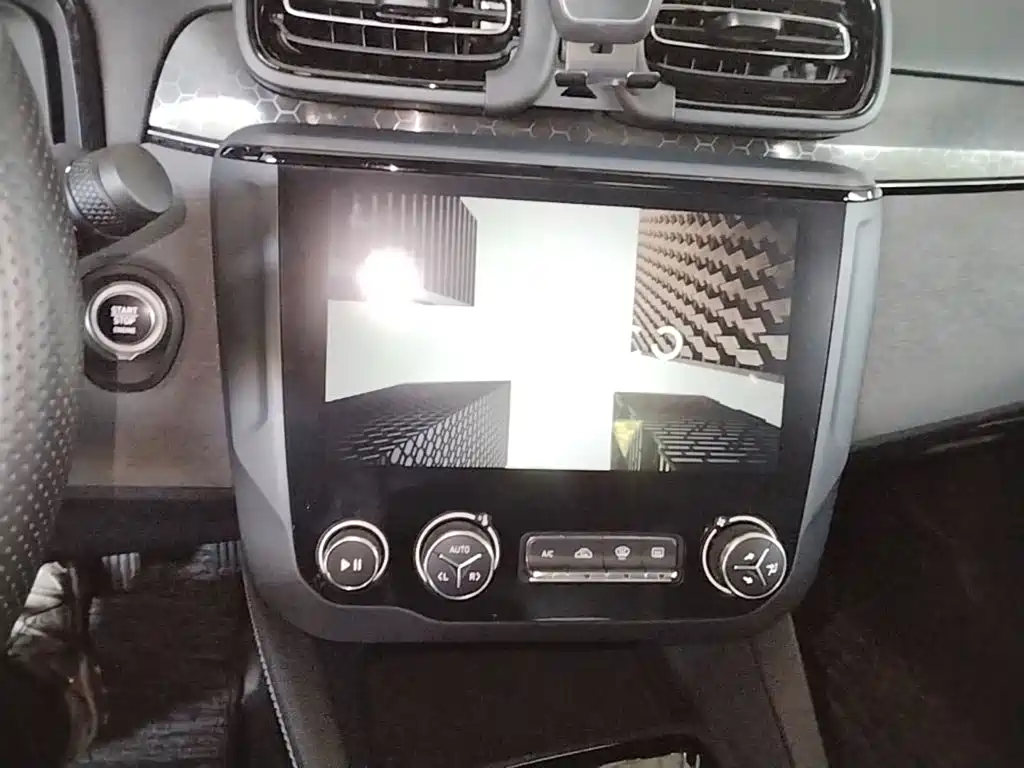 Lynk & Co 03 2021 1.5TD DCT Plus купить на сайте DeffCars