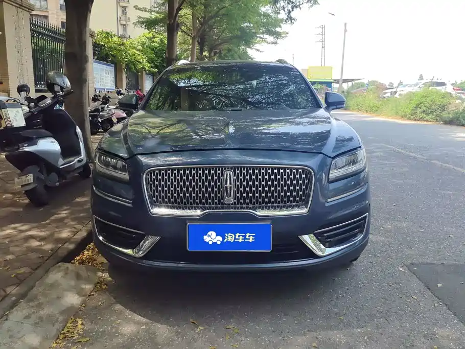 Voyager imported 2019 2.0T two-wheel drive exclusive version, National V купить на сайте DeffCars