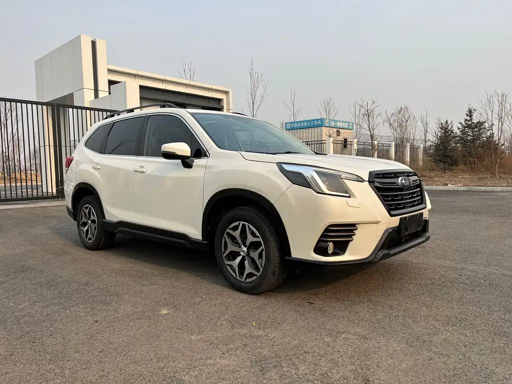 Forester 2022 2.0i AWD Deluxe Edition EyeSight купить на сайте DeffCars