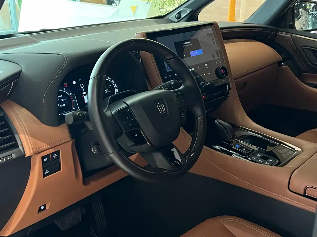 Wilfa 2024 Crown Dual Engine 2.5L Supreme Executive Edition купить на сайте DeffCars