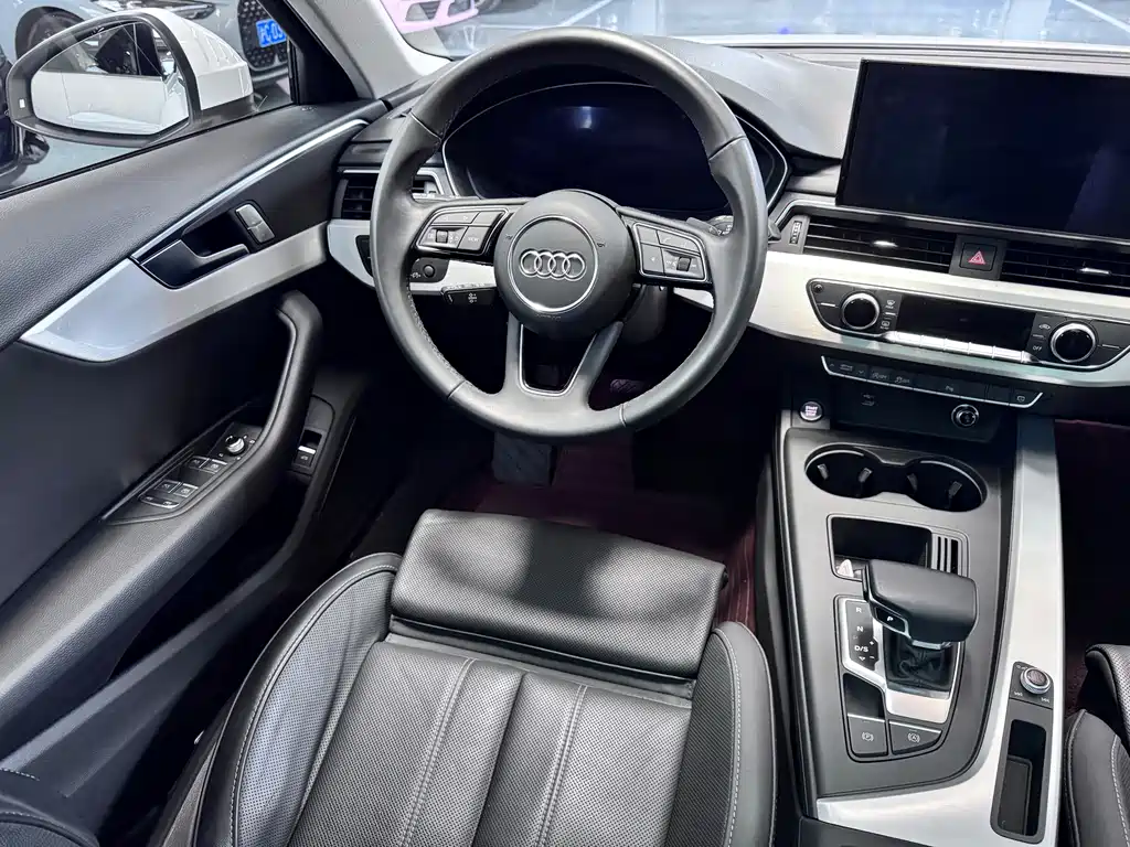 Audi A4L 2024 40 TFSI Fashionable and Dynamic купить на сайте DeffCars