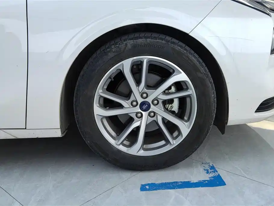 Mondeo 2022 EcoBoost 245 Luxury купить на сайте DeffCars