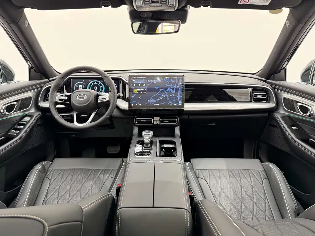 Trumpchi GS8 2025 Pilot Series 2.0TGDI two-wheel drive luxury version 5 seats купить на сайте DeffCars