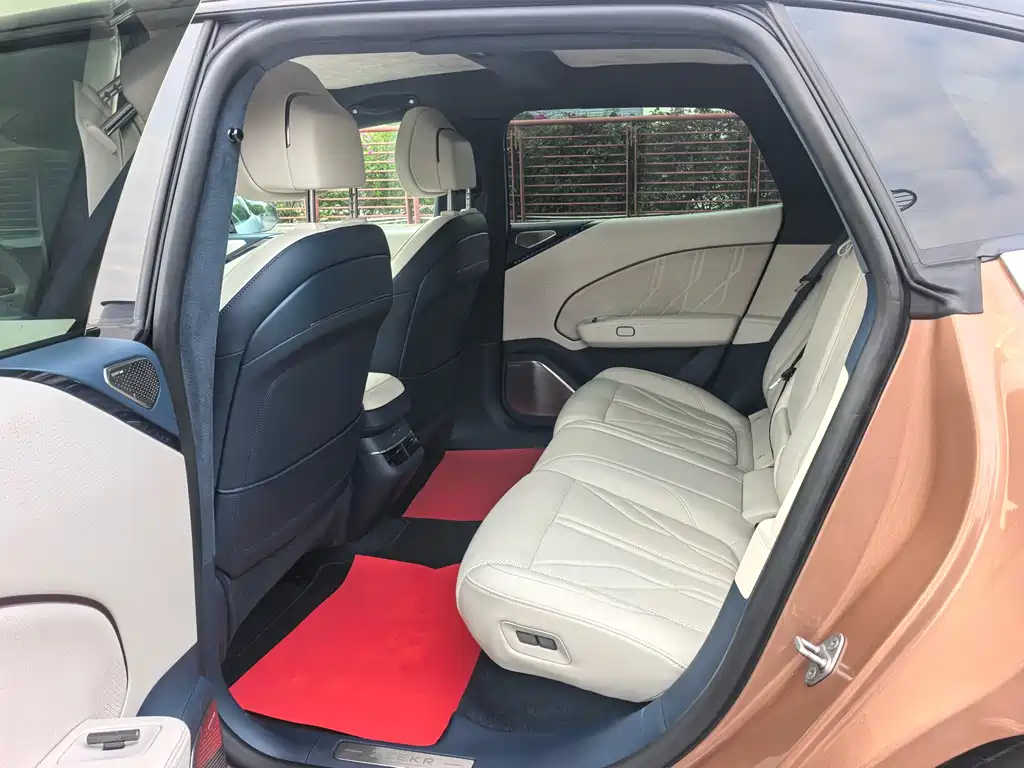 Jikrypton 007 2024 four-wheel drive smart driving version 75kWh купить на сайте DeffCars