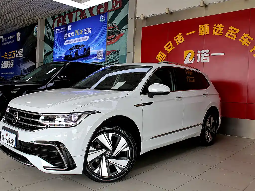 Tiguan L 2023 330TSI automatic two-wheel drive R-Line version купить на сайте DeffCars