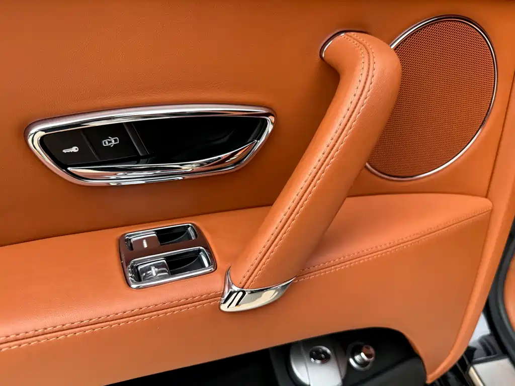 Flying Spur 2013 6.0T W12 Premium Edition купить на сайте DeffCars