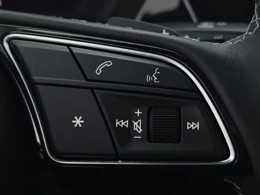 Audi A3 2024 A3L Limousine 35 TFSI Fashionable and Sporty купить на сайте DeffCars