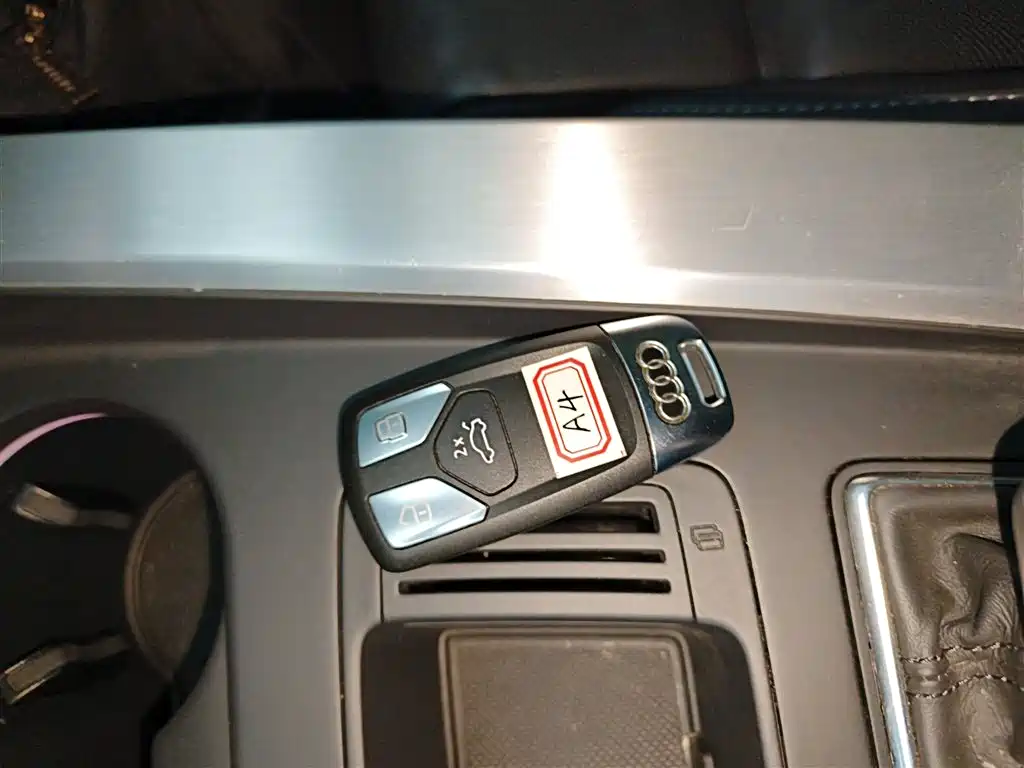 Audi A4L 2022 40 TFSI luxury and dynamic model купить на сайте DeffCars