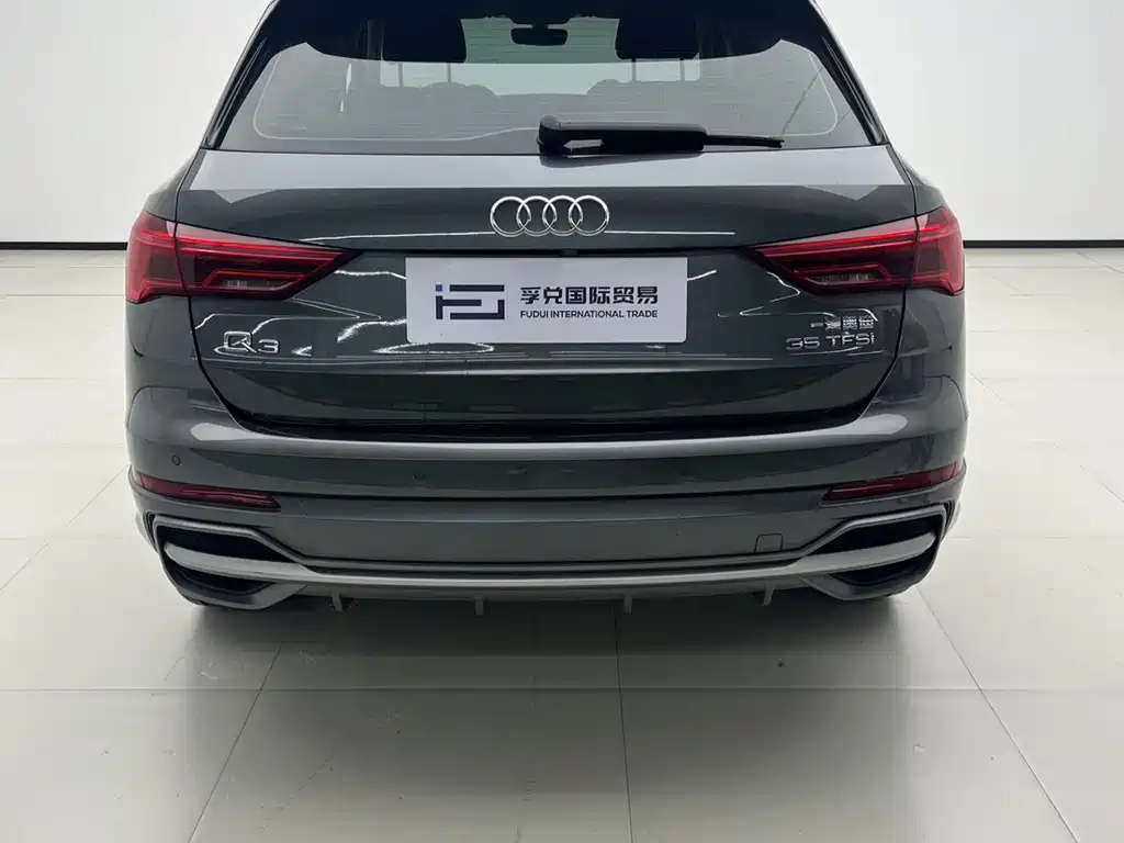 Audi Q3 2022 35 TFSI Fashionable and Dynamic купить на сайте DeffCars
