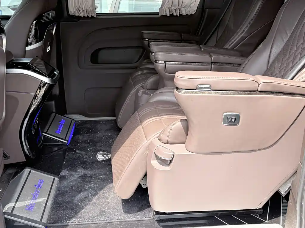 Vito 2021 2.0T Business Edition 7 seats купить на сайте DeffCars