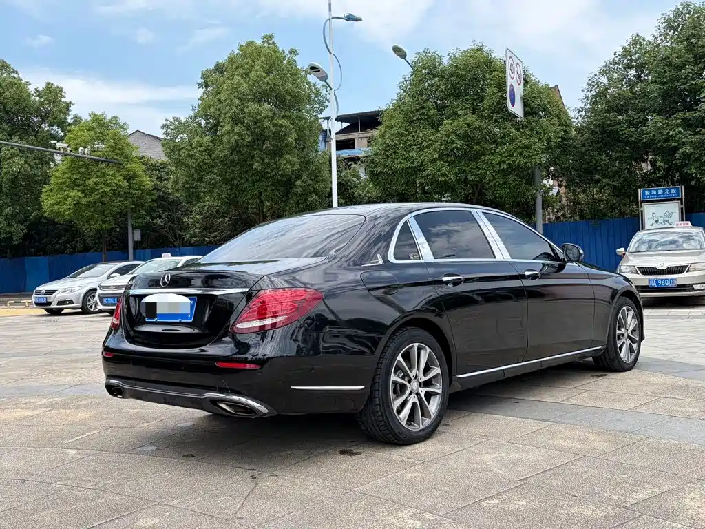 Mercedes-Benz E-Class 2016 E 300 L Fashion Model купить на сайте DeffCars