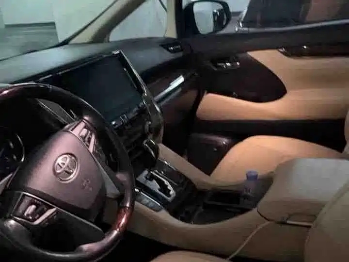 Alphard 2020 Twin 2.5L Deluxe Edition купить на сайте DeffCars
