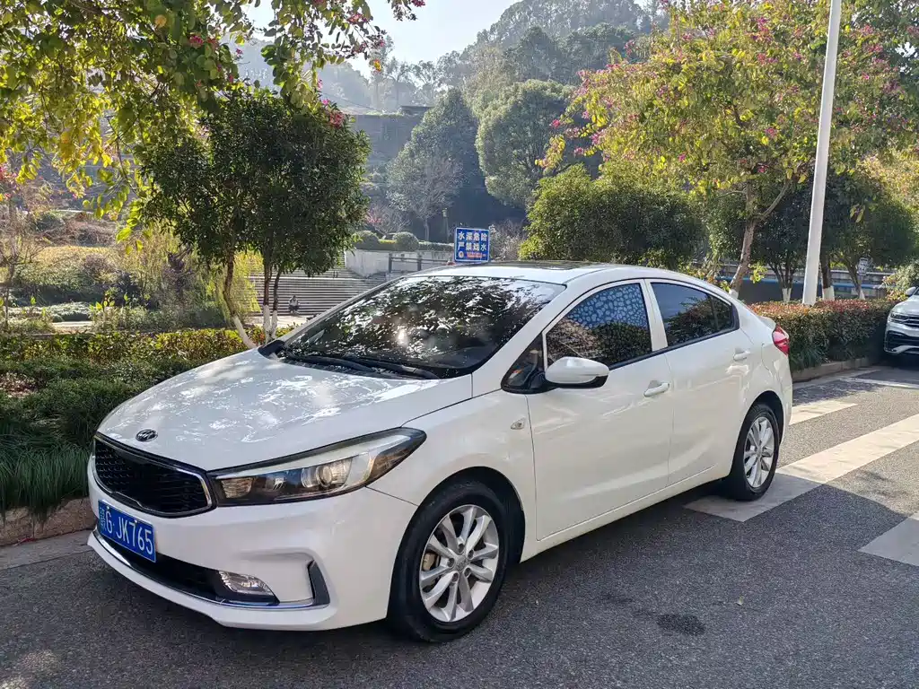 Kia K3 2017 1.6L Automatic 15th Anniversary Special Edition GLS купить на сайте DeffCars