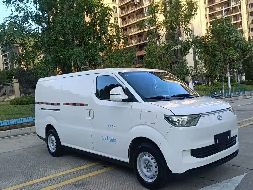Ruichi EC75 2023 Pioneer Type I 41.85kWh купить на сайте DeffCars