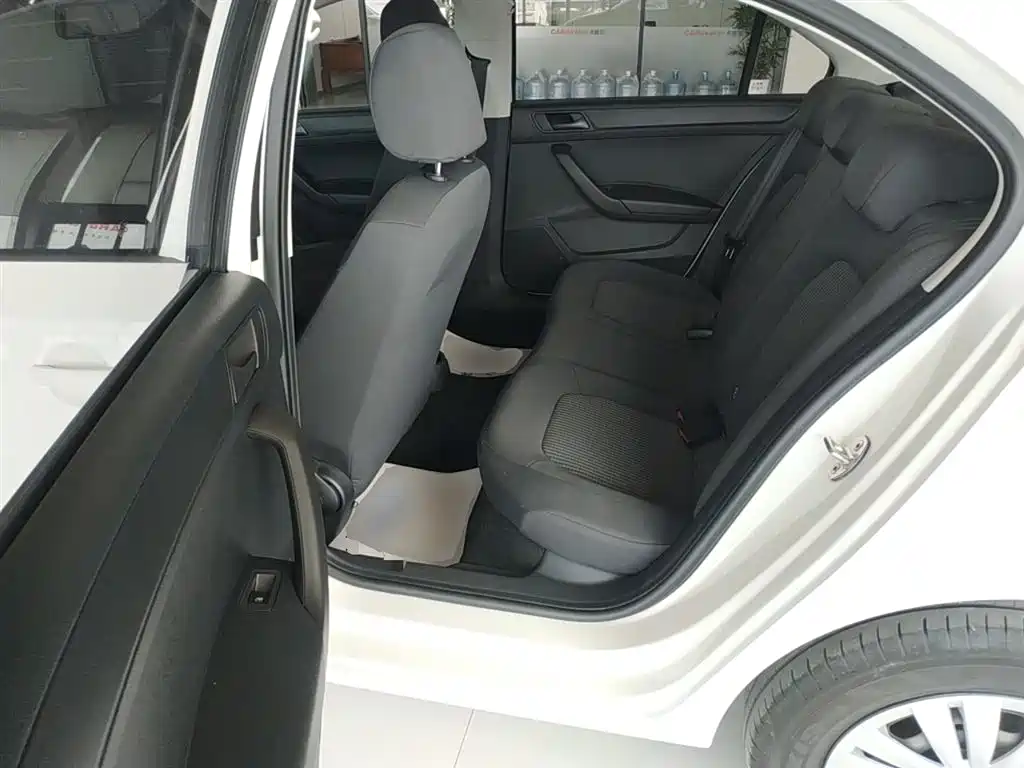 Santana 2019 1.5L automatic fashion version National VI купить на сайте DeffCars