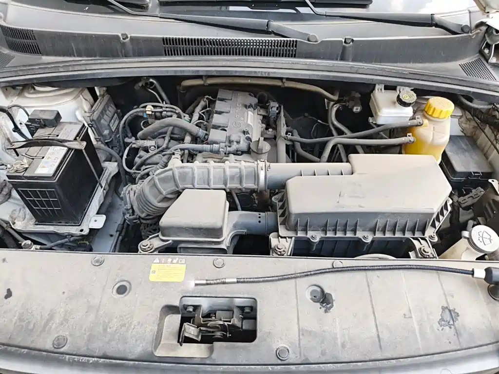 Wuling Hongguang PLUS 2020 1.5L manual standard type 5 seats купить на сайте DeffCars