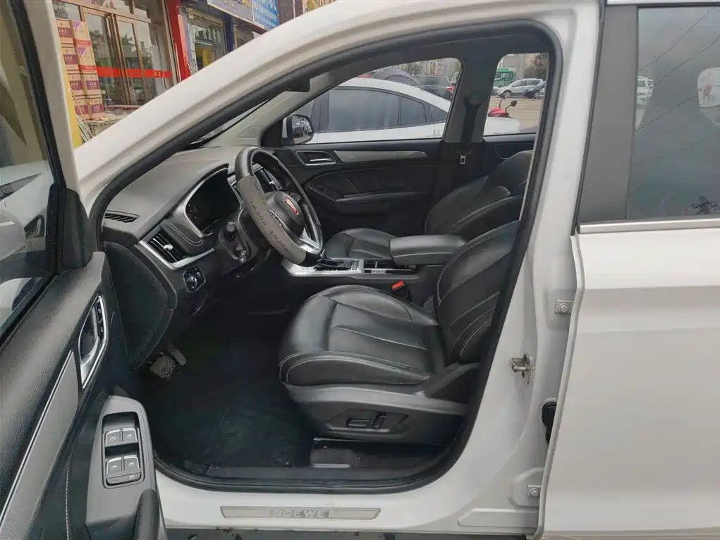 Roewe RX5 2019 20T two-wheel drive automatic 4G interconnected platinum version купить на сайте DeffCars