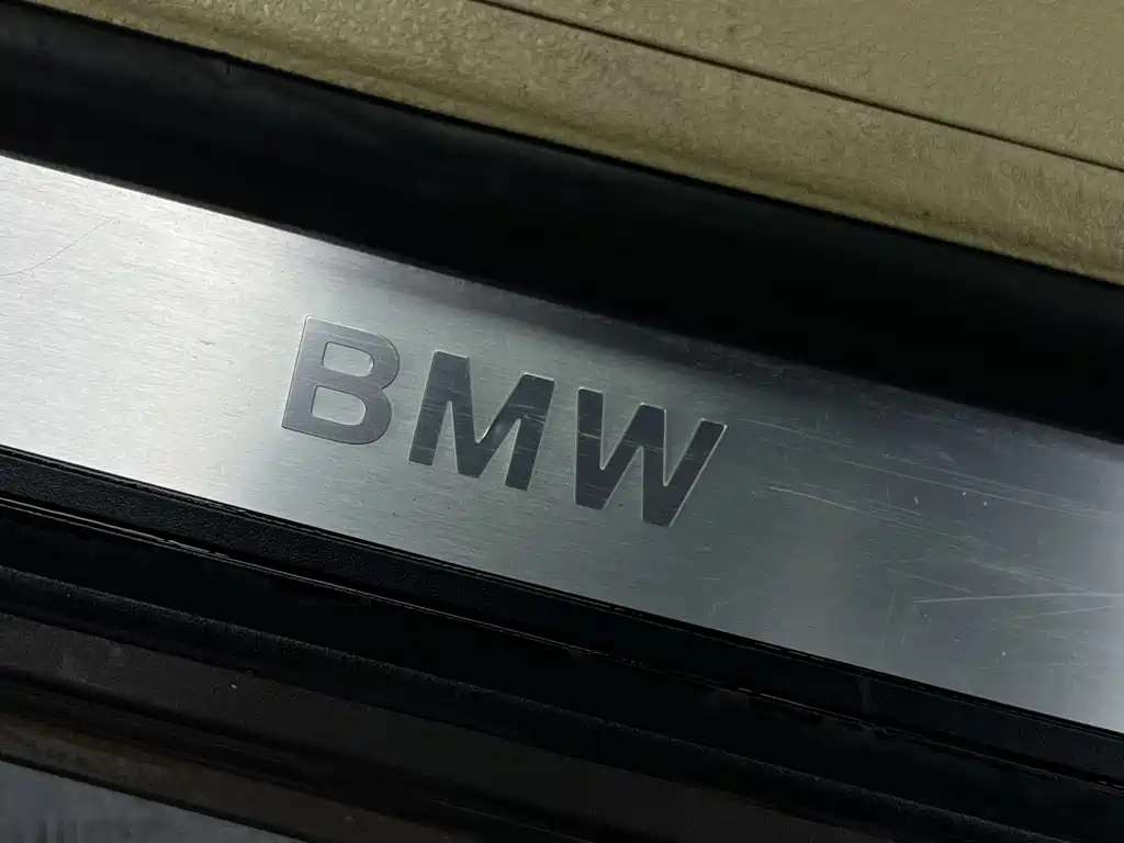 BMW 7 Series 2013 730Li Luxury купить на сайте DeffCars