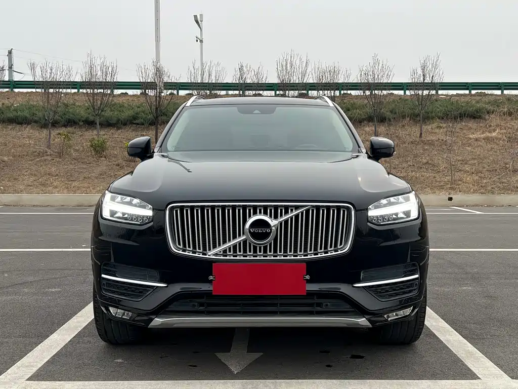 Volvo XC90 2019 T6 Zhiyi Edition 7 seats National VI купить на сайте DeffCars