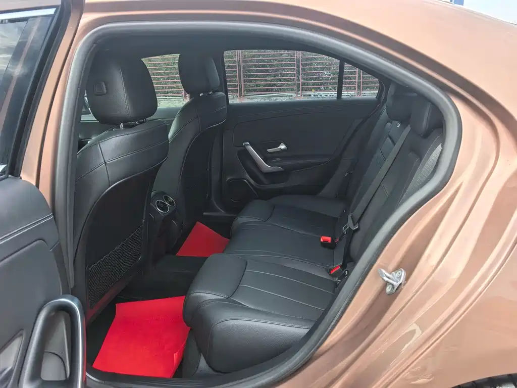 Mercedes-Benz A-Class 2020 A 200 L Sports Sedan купить на сайте DeffCars