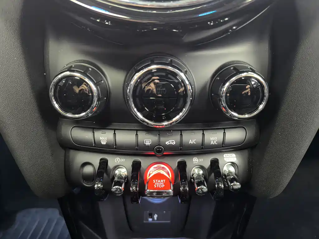 MINI 2023 facelift 1.5T COOPER artist купить на сайте DeffCars