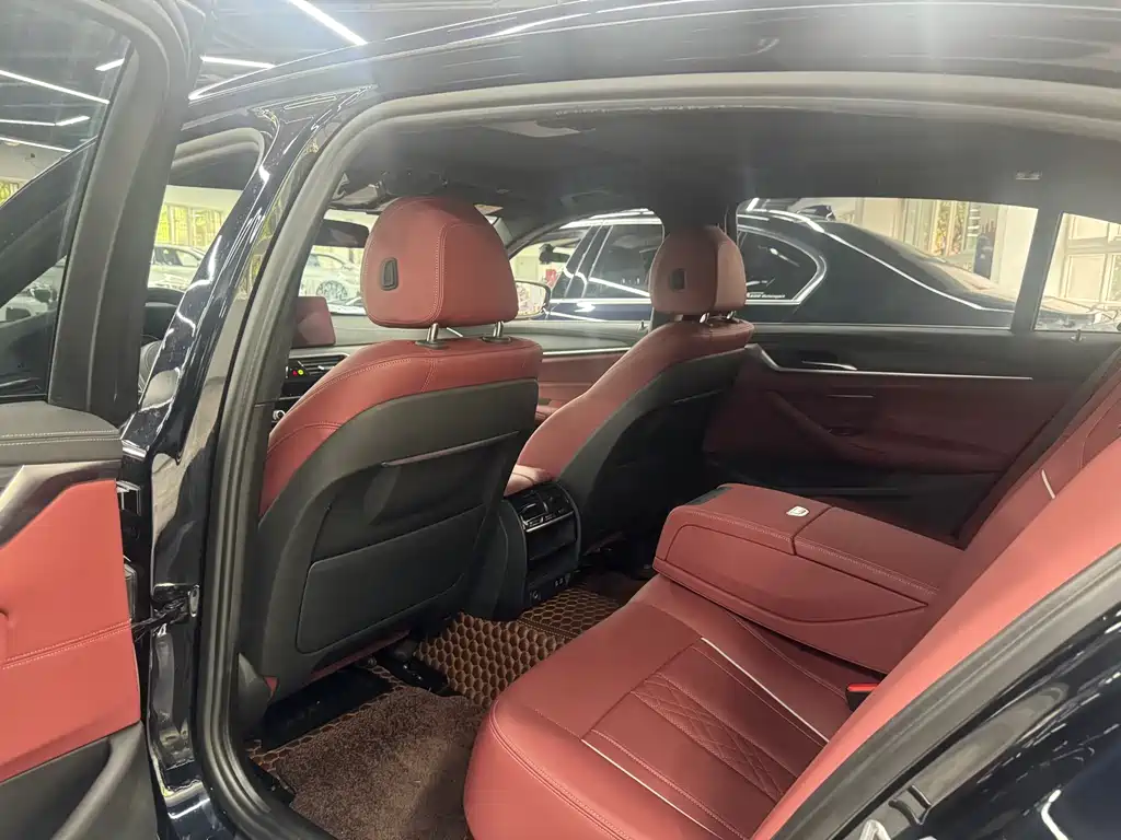 BMW 5 Series 2021 facelift 530Li xDrive M Sports Package купить на сайте DeffCars