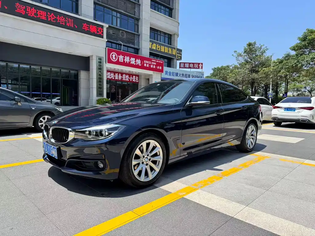 BMW 3 Series GT 2018 320i Luxury Design Package купить на сайте DeffCars